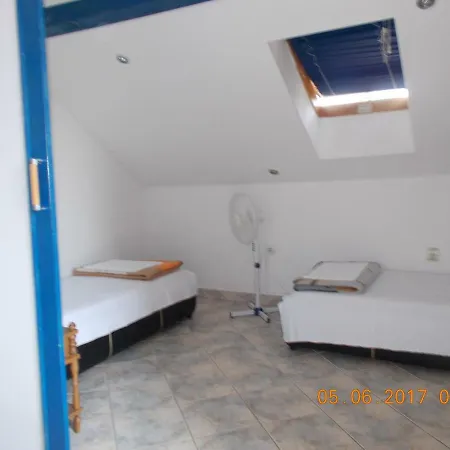 031 Apartment *